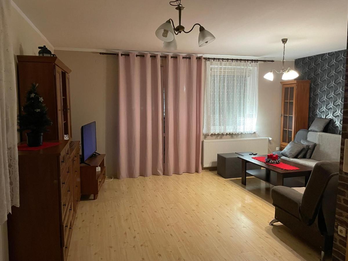 Apartament Xxl Złotów Bagian luar foto