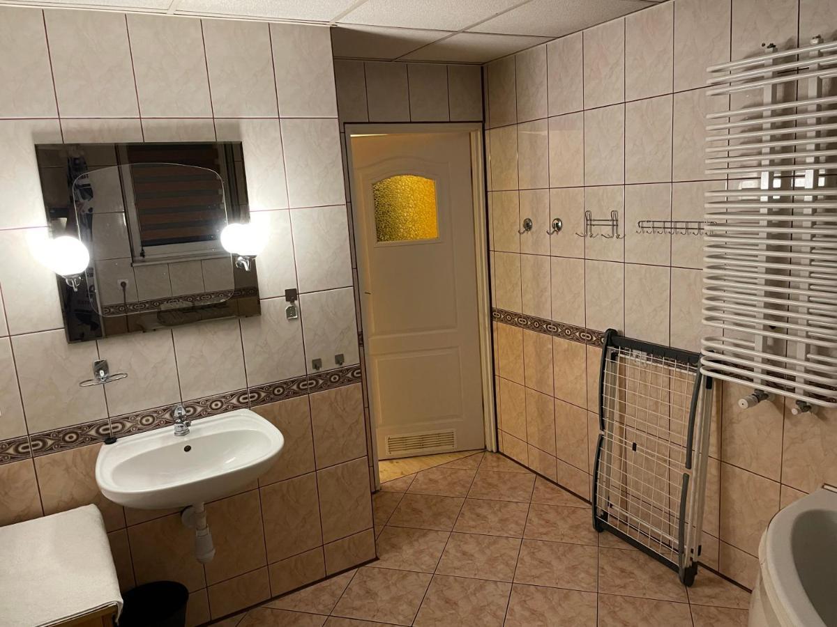 Apartament Xxl Złotów Bagian luar foto